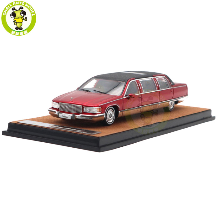 1/64 Cadillac Fleetwood Long Wheelbase Diecast Model Toy Car Gifts For Friends
