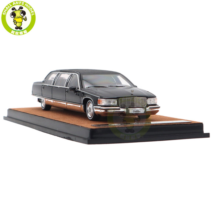 1/64 Cadillac Fleetwood Long Wheelbase Diecast Model Toy Car Gifts For Friends