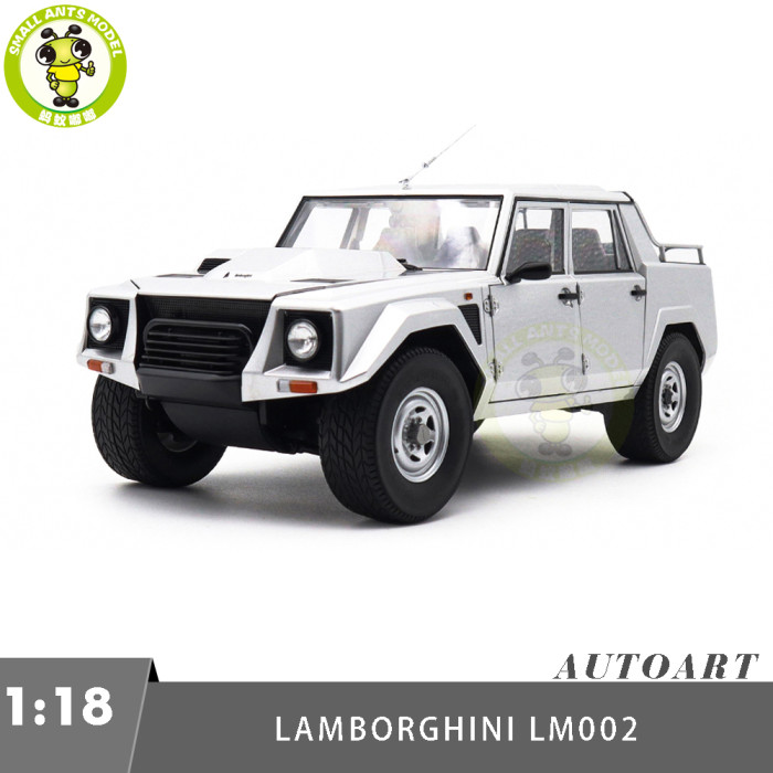 1/18 Lamborghini LM002 AUTOart 74553 Argento / Metallic Silver Model Car