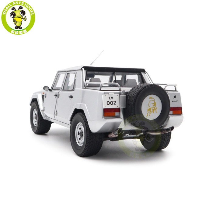 1/18 Lamborghini LM002 AUTOart 74553 Argento / Metallic Silver Model Car