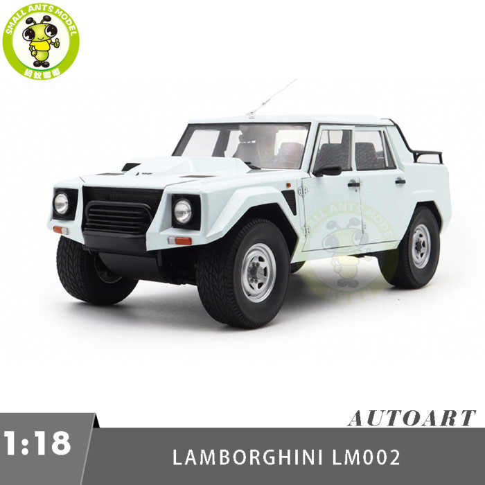 1/18 Lamborghini LM002 AUTOart 74549 Bianco Polo Park / White Model Car