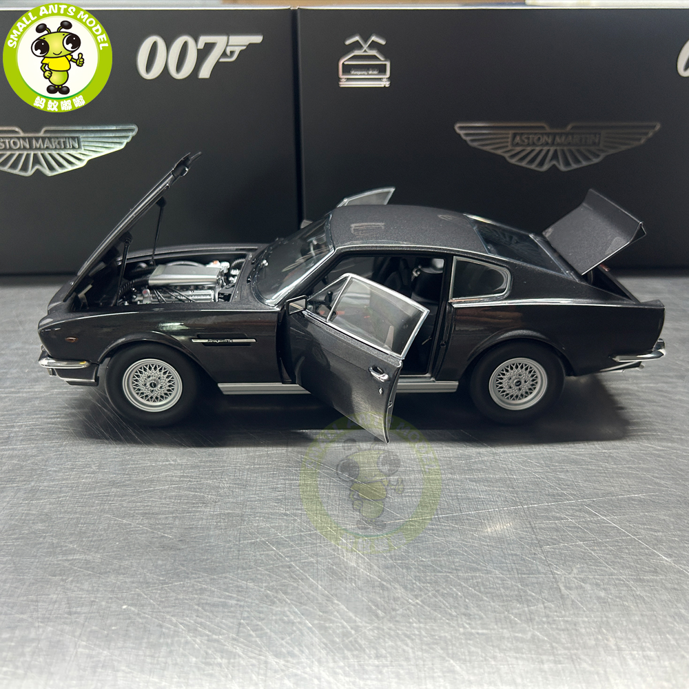 1/18 Aston Martin V8 Vantage 007 Diecast Model Toy Car Gifts For