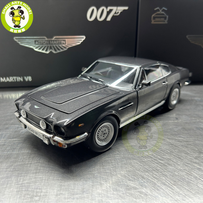 1/18 Aston Martin V8 Vantage 007 Diecast Model Toy Car Gifts For