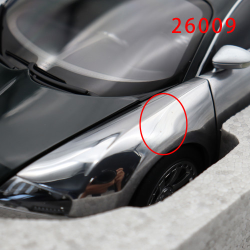 Defective 1/18 Bugatti Veyron L'Edition Centenaire Autoart 70958 Racing Green Malcolm Campbell Diecast Model Car