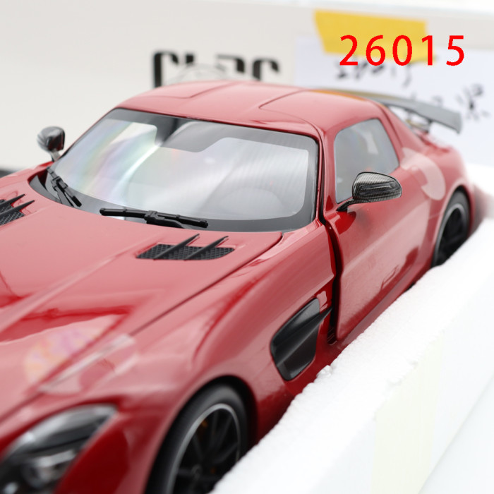 Defective 1/18 Minichamps Mercedes-Benz AMG SLS Black Series 2013 Diecast Model Car