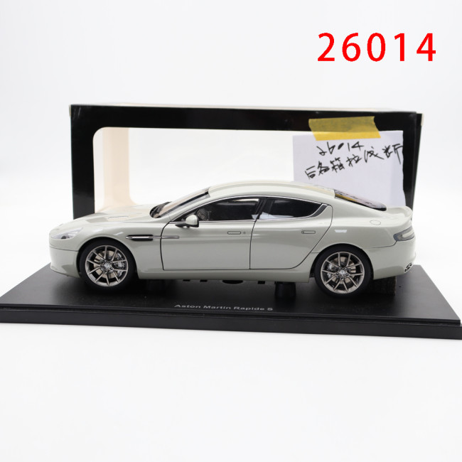 Defective 1/18 Aston Martin Rapide S 2015 Autoart 70258 Silver Fox Model Car