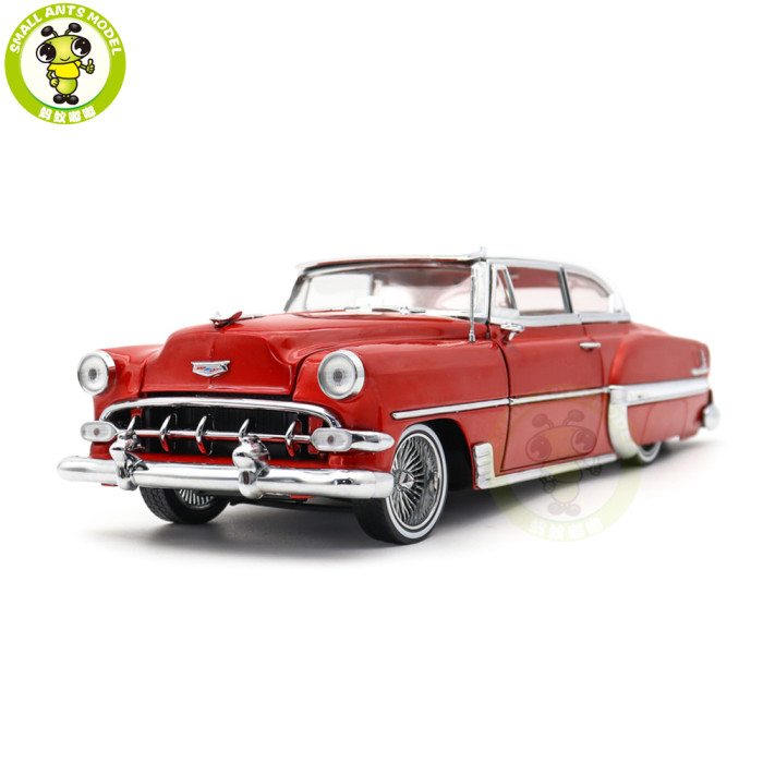 1/18 SUNSTAR 1954 Chevrolet BEL AIR Lowrider Diecast Model Toy Car Gifts For Friends