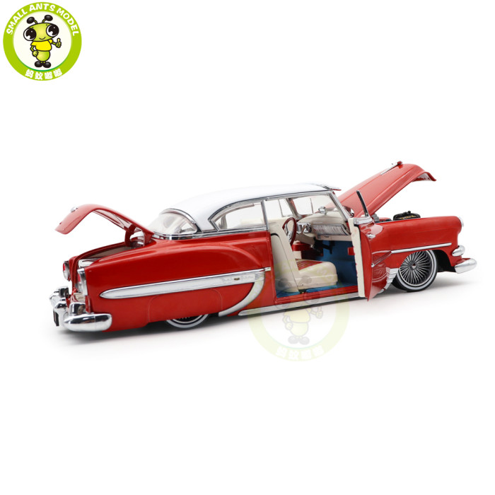 1/18 SUNSTAR 1954 Chevrolet BEL AIR Lowrider Diecast Model Toy Car Gifts For Friends
