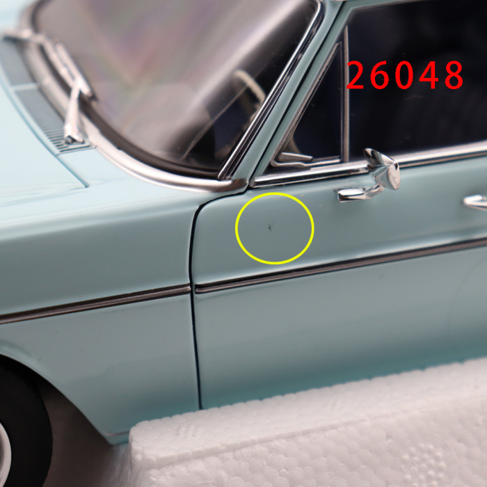 Defective 1/18 Mercedes Benz 200 1968 Norev 183777 Light Blue Diecast Model Car