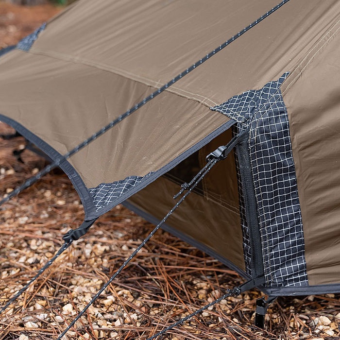 Locomotive 2 Chimney Tent | POMOLY New Arrival 2024