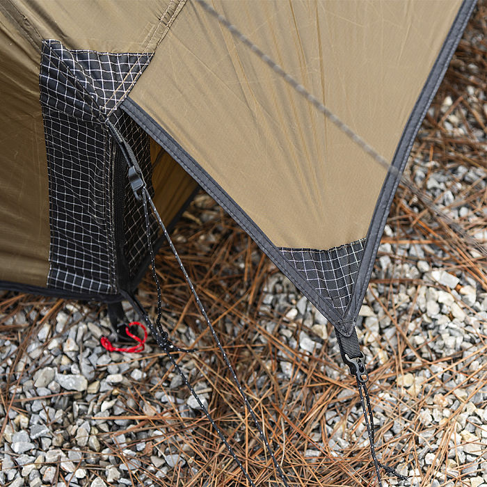 【Pre Order】Locomotive 3 Tunnel Tent with Chimney | POMOLY New Arrival 2024