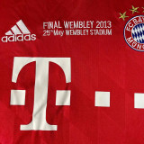2013-2014 Bayern Home Retro Soccer Jersey (胸前决赛字)