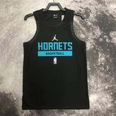 22-23 HORNETS Black NBA Training  Vest