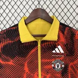 24-25 Man Utd Yellow & Red Double Sided Windbreaker (双面风衣)