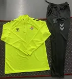 24-25 Real Betis Fluorescent green Half Pull Tracksuit (Pants Have Pocket)(半拉链)
