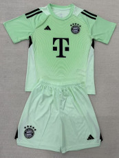 25-26 Bayern Green Goalkeeper Kids Soccer Jersey