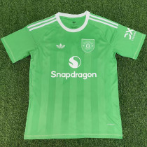 25-26 Man Utd Green Goalkeeper Fans Soccer Jersey