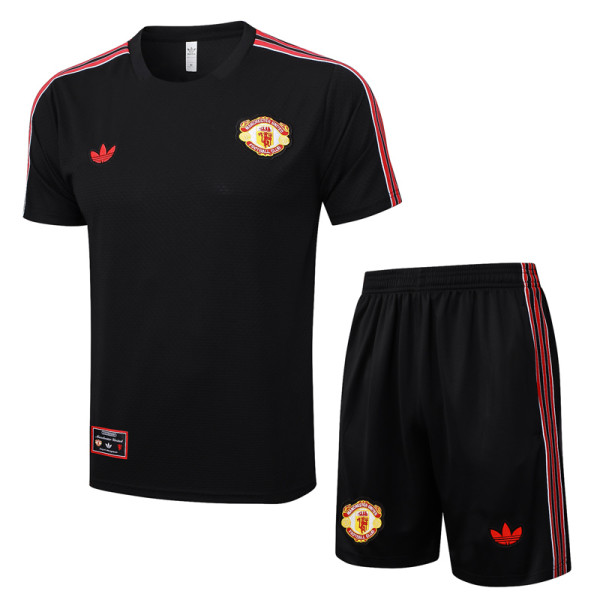 25-26 Man Utd Black Training Short Suit #D2535