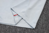 25-26 Bayern Light gray Half Pull Tracksuit #B2548(半拉链)