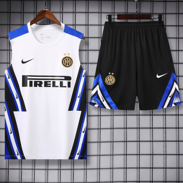 25-26 INT White Tank top and shorts suit