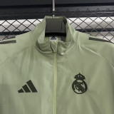 25-26 RMA Grass green Windbreaker