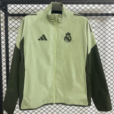 25-26 RMA Grass green Windbreaker