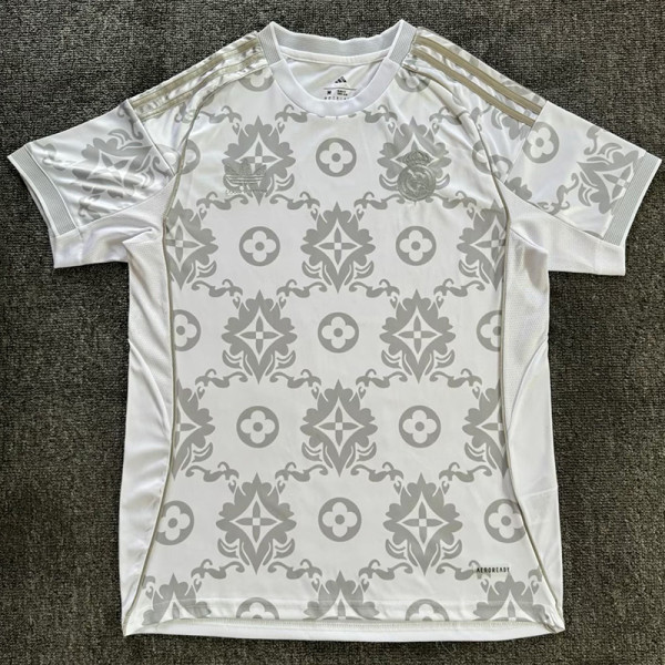 25-26 RMA Silver Grey Special Edition Fans Training Shirts