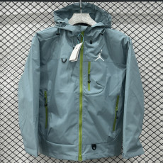 2025 Jordan Green Outdoor Jackets #Y002冲锋衣