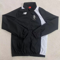 25-26 Porto Black Windbreaker