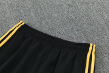 26-27 Man Utd Black Jacket Tracksuit