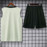 25-26 CHE Light green Tank top and shorts suit