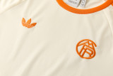 26-27 Bayern Beige Training Short Suit
