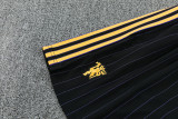 25-26 Man Utd Black Training Short Suit