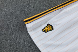 25-26 Man Utd White Training Short Suit
