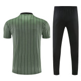 26-27 Bayern Army green Short shirts and Long trousers Suit (圆领)