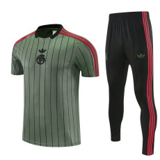 26-27 Bayern Army green Short shirts and Long trousers Suit (圆领)