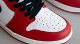 Air Jordan 1 Retro Mid Chicago Toe Red Shoes Brand New with box