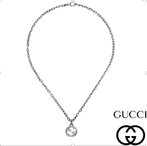 Gucci Interlocking G pendant necklace in 925 sterling silver in Box & Pouch