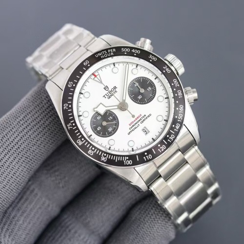 Manufacture Calibre MT5813 (COSC) 41mm steel case Rivet steel bracelet