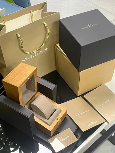 Jaeger-LeCoultre watch box-new