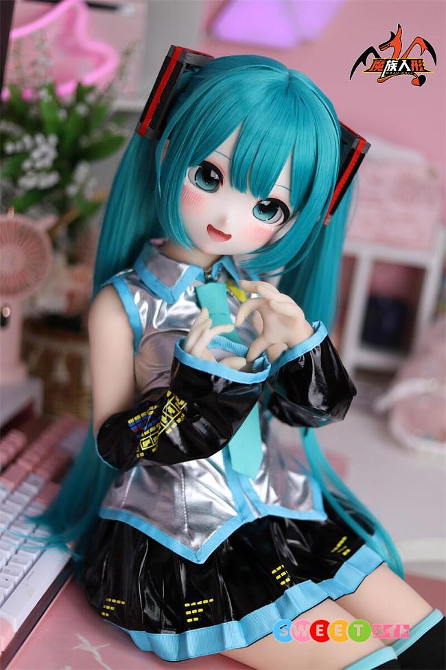 魔族人形 MOZU DOLL 小音 初音ミク 小型ラブドール 85cm Aカップ 貧乳 アニメ風 ビニール頭部+TPEボディ ミニドール