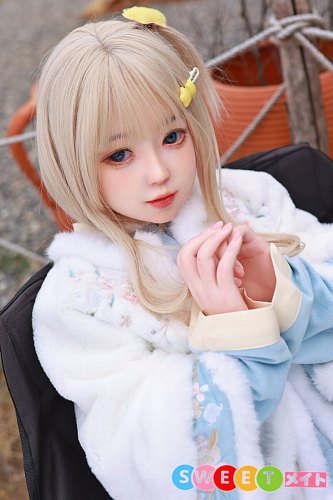 My Loli Waifu Aya 貧乳美少女 127cm Aカップ 超可愛い娘 シリコン製 ダッチワイフ