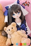 クマを抱いているミニ ラブドール猫猫