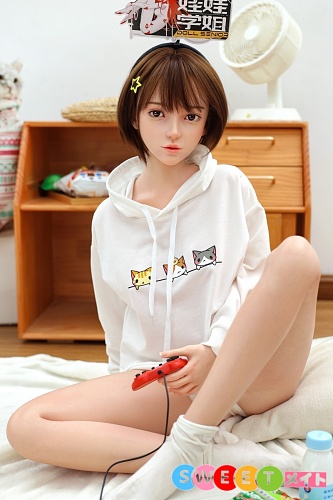 Doll Senior 叽可 さっぱり ショート 美 少女 148cm Cカップ 高級ラブドール  シリコン エッチ人形