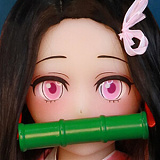 Aotume Doll #127 微笑むアニメの美少女 アダルトドール 145cm Bカップ シリコン製 realdoll かわいいパジャマ姿