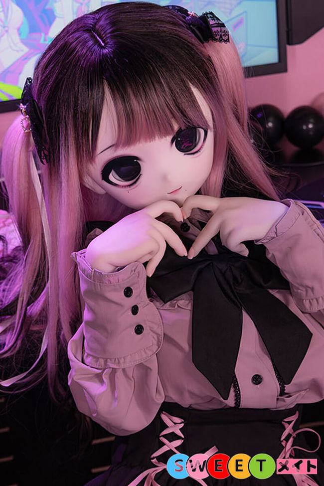 DOLLTA 莉莉奈 ツインテールの制服アニメ美少女 リアルドール 138cm Gカップ 巨乳 地雷系 PU製ヘッド TPEボディ コスチューム付き
