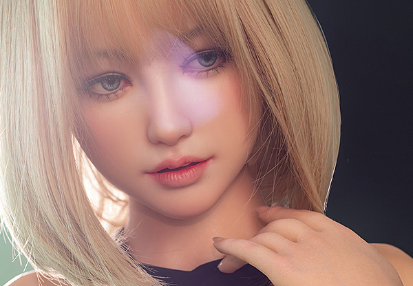 シリコン製美少女ダッチワイフ