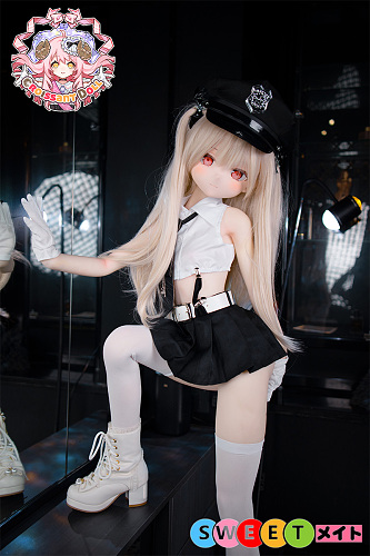 羊角社 アニメ ラブドール 貧乳 141cm AAカップ#B02 小女警ヘッド 萌え系制服美少女 手描きメイク  ソフトビニール製ヘッド+S-TPE製ボディ