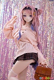 バッグを手にポーズを取る娅娅（ダーニャ）MW Girl 155cm フルシリコン製アニメドール ピンク髪美少女