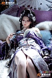 Real Girl Rain Storm別注品 162cm Eカップ フルシリコンドール、氷ヘッド幻想メイクの黒髪と髪飾りが映える上半身アップ写真